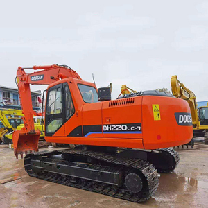 Excavatrice sur chenilles Doosan DH220LC-7 avec godet de terrassement, couleur orange, matériel de construction d'occasion - Product Image 4