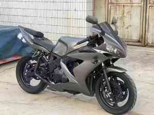 Motocicleta Deportiva <span class=keywords><strong>Yamaha</strong></span> R1 <span class=keywords><strong>Ninja</strong></span> Usada, Motor de Cuatro Cilindros Refrigerado por Agua, 400-600cc, Velocidad Máxima >80km/h, Sonido Encantador - Product Image 2