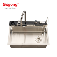 Évier de cuisine encastré à cuve unique fait main en acier inoxydable SUS304 poli avec robinet intelligent multifonction style cascade