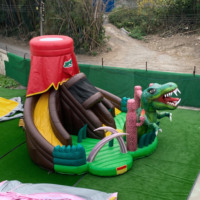 Parc d'attractions gonflable sur le thème du dinosaure dragon, aire de jeux extérieure, trampoline gonflable, château gonflable pour enfants