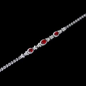 Pulsera de lujo SGARIT de oro macizo de 18 quilates con rubí color sangre de paloma sin calentar de 1.4 quilates y diamantes engastados lateralmente, joyería fina para bodas y fiestas. - Product Image 3