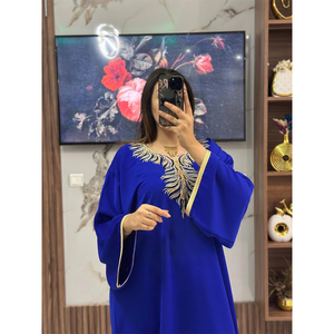 ชุดเดรสคาฟทันผ้าเครปปักลายหรูหรา ไร้รอยต่อ คอวี ยาวถึงข้อเท้า แขนยาว ดีไซน์แขนเสื้อโดดเด่น พร้อมผ้าพันคอเข้าชุด - Product Image 4