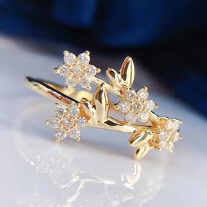 Anello Q503 con Fiori per Donna, Zirconia Cubica con Incastonatura a Pavé, Anelli di Fidanzamento alla Moda, Gioielli con Pietra Rotonda Creati in Laboratorio - Product Image 3