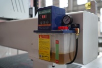 Router CNC de 3 Ejes con Cambiador Automático de Herramientas, Control Syntec, Motor de Husillo de 9KW y Sistema CCD con Bomba para Materiales Flexibles