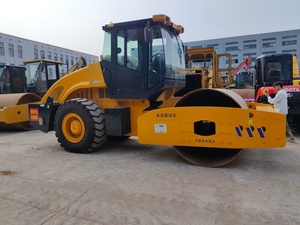 Rouleau compresseur routier à tambour lisse d'occasion, en bon état, moteur diesel d'origine, modèle 2023 pour projets de construction - Product Image 2