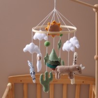 Mobile de lit pour bébé de style nordique, en polyester doux, design en peluche fait main, unisexe, 0-24 mois, aucun assemblage requis