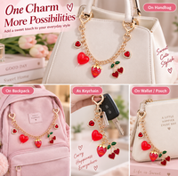 Breloque de sac Kawaii Fraise Cerise Cœur, Chaîne Plaqué Or, Fermoir à Ressort Cœur, Pendentif Porte-clés Décoratif pour Sac à Dos Femme