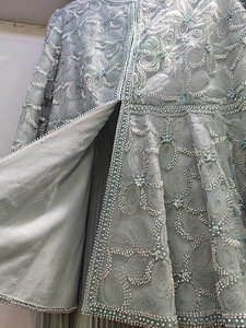 Ensemble prêt à expédier pour le Moyen-Orient : <span class=keywords><strong>Gilet</strong></span> court perlé robuste et jupe plissée, ensemble deux pièces style robe blazer, tenue d'été plissée - Product Image 5