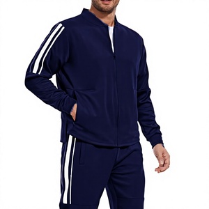 Conjunto de Sudadera y Pantalones Deportivos de Forro Polar para Hombre - Product Image 1