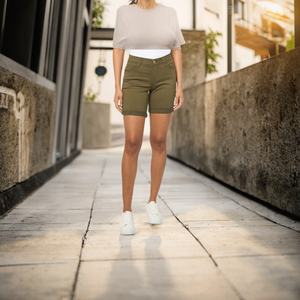 Fabricante de Shorts de Mezclilla Personalizados para Mujer, OEM ODM |   Shorts Vaqueros de Cintura Alta con Lavado Vintage |   Shorts de Mezclilla de Marca Privada al por Mayor - Product Image 2