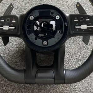 Volant de voiture en fibre de carbone personnalisé pour <span class=keywords><strong>Mercedes</strong></span> benz W205 W206 <span class=keywords><strong>G53</strong></span> G500 G550 W167 W177 W190 W213 W217 W222 W212 W223 W211Amg - Product Image 4