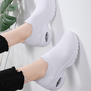 Sneakers da donna con motivo a maglia Air Slip-On Fitness modello LK517N - Product Image 1