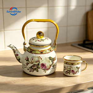 <span class=keywords><strong>Teiera</strong></span> in Smalto Spesso da 1,2L con Base in Acciaio Inox e Coperchio in Vetro, Fatta a Mano, Adatta al Forno, Bianca con Decorazioni <span class=keywords><strong>per</strong></span> Fornelli a Gas e a Induzione - Product Image 2