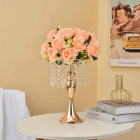 Supports de vases à fleurs en métal hauts, vases dorés pour centres de table, support de composition florale en cristal, centres de table de mariage