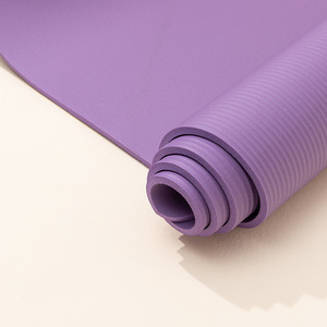 Bán Buôn Nbr Yoga <span class=keywords><strong>Mat</strong></span> Thêm Tập Thể Dục Tập Thể Dục Thể Thao Yoga <span class=keywords><strong>Mat</strong></span> Phổ Biến Sử Dụng Biểu Tượng Tùy Chỉnh Non-Slip Yoga Mềm Thảm Cho Phụ Nữ - Product Image 3
