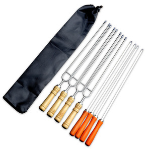 Brochetas <span class=keywords><strong>para</strong></span> barbacoa de acero inoxidable de 8 piezas con mango de madera Herramientas <span class=keywords><strong>para</strong></span> asar al aire libre Agujas <span class=keywords><strong>para</strong></span> <span class=keywords><strong>pinchos</strong></span> de <span class=keywords><strong>carne</strong></span> Tenedores <span class=keywords><strong>para</strong></span> barbacoa - Product Image 5