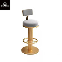 Tabouret de bar moderne en métal doré cannelé et velours, réglable en hauteur, avec dossier, pour cuisine, bar, hôtel, projets commerciaux