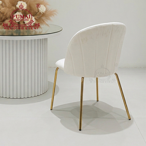 Chaise d'hôtel FUMAI en velours blanc avec pieds coniques dorés, design contemporain, dossier solide, mobilier d'intérieur - Product Image 2