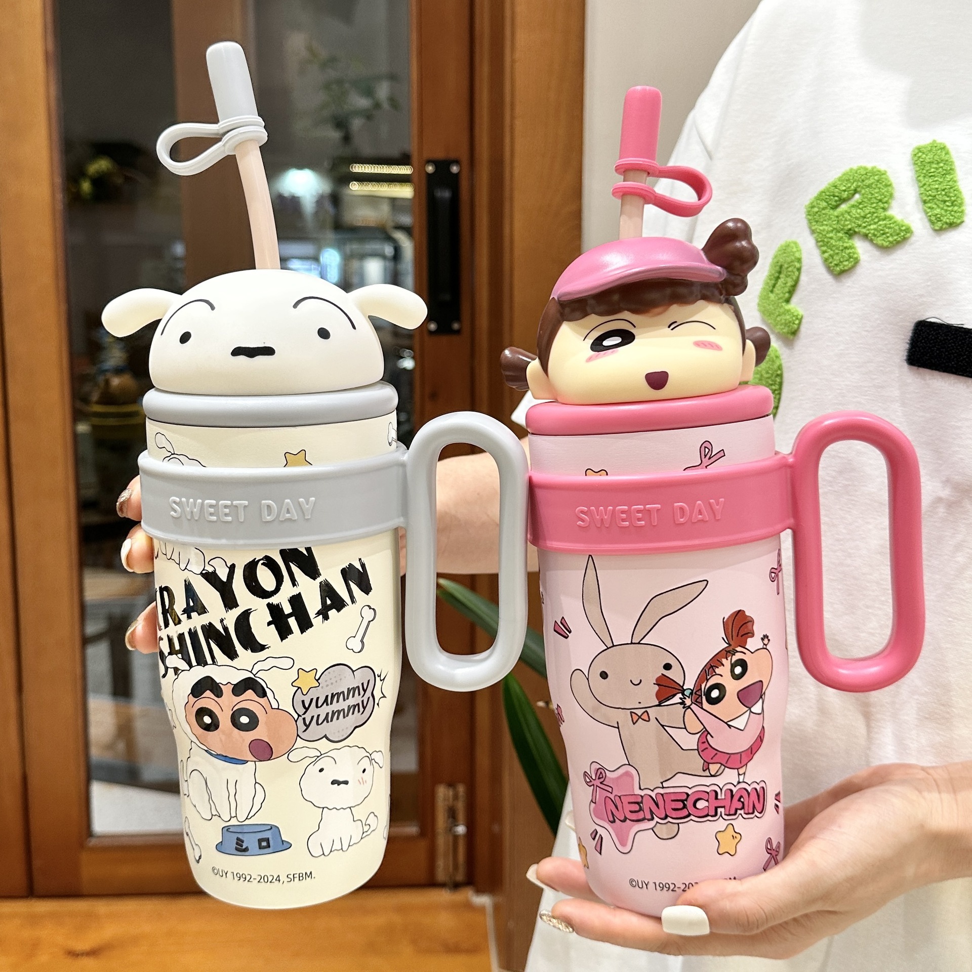 高品質クレヨンしんちゃん タンブラーで、スタイリッシュで心地よい