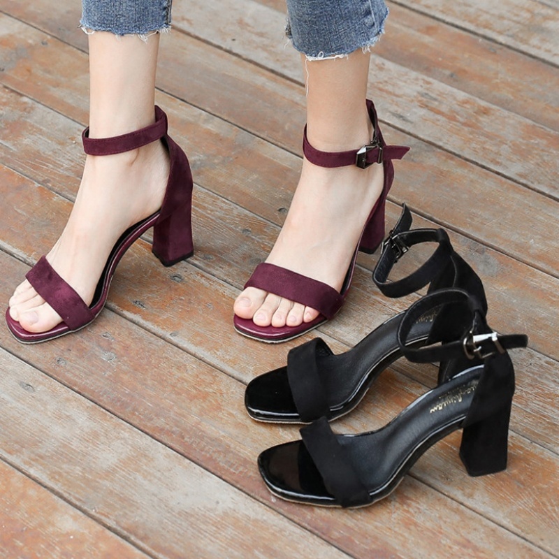 2025 Women s Roman Sandals Black