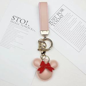 Phong Cách Mới Thời Trang Sang Trọng Phim Hoạt Hình Đầy Màu Sắc Keychain Bow Knot Da <span class=keywords><strong>Keyring</strong></span> Với Vòng Tay Phim Hoạt Hình Phụ Kiện Túi Charms Đối Với Phụ Nữ - Product Image 5
