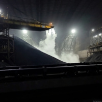 Système de suppression de la poussière par micro-brumisation, équipement de brumisation industriel pour le contrôle de la poussière des matériaux en vrac dans les mines, sur les convoyeurs et dans les ports