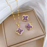 Set Perhiasan Kalung dan Anting Tusuk Desain Unik untuk Wanita, Bertabur Zirkon Amethyst, Liontin Bunga Empat Daun, Grosir Pabrik