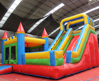 Commerciële natte/droge springkussencombinatie met glijbaan, opblaasbare springkasteel voor kinderen en volwassenen