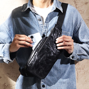 Bolso de Pecho para Hombre, de Cuero Genuino, Bandolera de un Solo Hombro, Moderno para Uso Diario, Primavera 2024 - Product Image 2