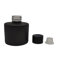 Bouteille diffuseur à roseaux en verre noir mat de 100 ml, vide, avec bâtonnets noirs, pour parfum, aromathérapie, décoration d'intérieur, pot d'emballage