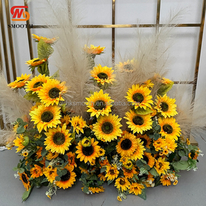 Decoración de Boda con Tema de Girasol Personalizada SMOOTH, Arreglo Floral Artificial - Product Image 2