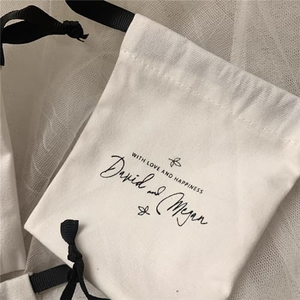 Bolsa de Algodón Blanca con Cordón - Tamaño Personalizable - Tela Resistente - Apta para Almacenamiento Diario - A Prueba de Polvo - Product Image 3