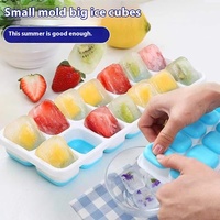 Moule à glaçons en silicone 14 grilles Couvercle facile à démouler et fond souple pour la crème glacée ou les boissons faites maison