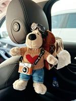 Boîte à mouchoirs en peluche de chien pilote de dessin animé mignon en polyester, support de serviettes suspendu pour voiture, décoration intérieure automobile