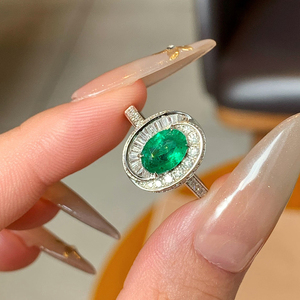 Anillo <span class=keywords><strong>de</strong></span> <span class=keywords><strong>Esmeralda</strong></span> Natural en Oro Blanco <span class=keywords><strong>de</strong></span> 18K LUOWEND, Joyería Fina para Mujer - Product Image 5