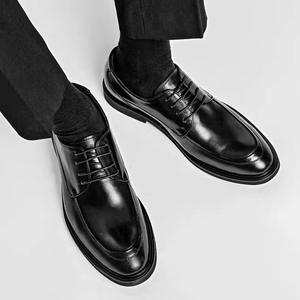 Hommes nouveau Style 2025 à la mode hommes chaussures de fête de haute qualité chaussures décontractées peau de vache fait formel affaires chaussures en cuir - Product Image 1