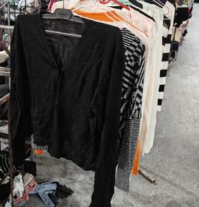 Maglione Leggero in Cotone Usato - Vestibilità Slim per Uso Quotidiano, Maglione Sottile da <span class=keywords><strong>Donna</strong></span> di Seconda Mano - Leggermente Usato, Traspirante - Product Image 2