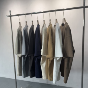 เสื้อยืดผู้ชายคุณภาพสูง ผ้าฝ้าย 100% สตรีทแวร์ 350GSM หนานุ่ม พิมพ์ลายโลโก้ ทรงโอเวอร์ไซส์ ไหล่ตก เสื้อยืดหรูหรา - Product Image 3