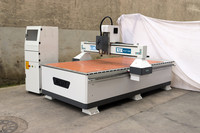 Machine CNC 1325 de 4*8 pieds, équipée d'une table à vide professionnelle, pour la sculpture sur bois, le travail du contreplaqué, la gravure sur bois, routeur CNC
