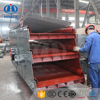 Machine de criblage vibrant à haute efficacité pour pierres et sable, à économie d'énergie, pour la transformation alimentaire, entraînée par moteur à engrenages, faible consommation