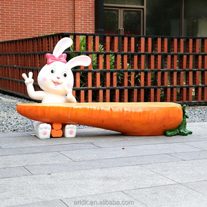 Banc en fibre de verre personnalisé en forme de lapin, thème animal crème glacée, sièges publics pour plaza commerciale, aire pour enfants, jardin extérieur, vente en gros - Product Image 3