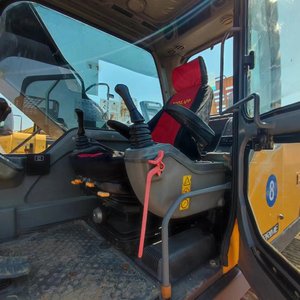 Excavadora de ingeniería de segunda mano, máquina de excavación usada Volvo EC210, 210, EC210BLC - Product Image 4