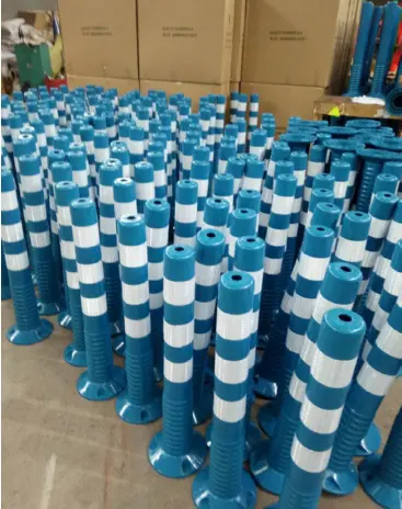 Flexible Plastic Bollards Factory Direct Low Price Red Yellow Blue Green Reflective Flexible Plastic Traffic Road Safety Warning Post Bollard