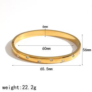 สร้อยข้อมือสแตนเลสประดับเพชร ชุบทอง 18k พร้อมตัวล็อคแบบสปริง เหมาะสำหรับทุกเพศทุกวัย สวมใส่ได้ทุกวัน - Product Image 5