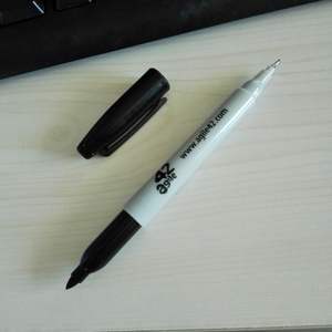 Wholesale <strong>Sharpie</strong> <strong>Ultra</strong> <strong>Fine</strong> <strong>Point</strong> Colored Permanent Markers 0.5mm for Fabric - Product Image 6