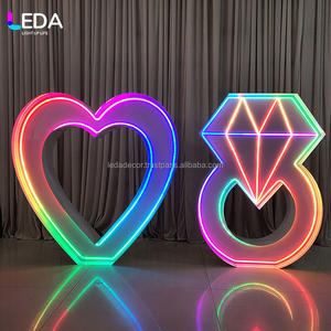 Letrero LED LEDA de Diseño Nuevo con Forma de Anillo de Metal RGB, Letrero LED Gigante Iluminado para Decoración de Bodas, Eventos y Cumpleaños - Product Image 4