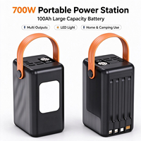 Batterie externe VELA 22,5 W à charge ultra-rapide avec 4 câbles intégrés, compacte et portable, avec sangle pour smartphones