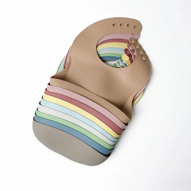 ES-Pro Platin-Silikon-Baby-Fütterungsbibben weich wasserdicht Babyubehör-Produkte Reinigungsschutz leicht reinigbare Bibben Kinder