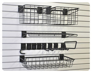 Kit de rangement pour mur à lattes JH-Mech, robuste, 12 crochets, 4 paniers, accessoires de rangement pour mur à lattes de garage réglables avec crochets et paniers verrouillables - Product Image 1