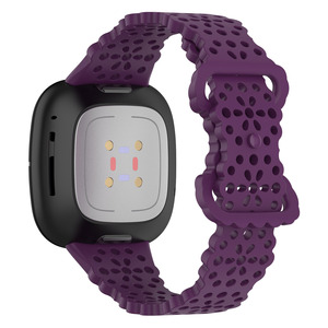 新しいオリジナルのシリコーン時計バンド<span class=keywords><strong>Fitbit</strong></span> <span class=keywords><strong>Versa</strong></span> <span class=keywords><strong>3</strong></span>スポーツ通気性ブレスレットバンド用<span class=keywords><strong>fitbit</strong></span> Sense / <span class=keywords><strong>Versa</strong></span> <span class=keywords><strong>3</strong></span>リストストラップ用 - Product Image 5